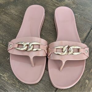 Vince Camuto Size 8 Sandals Pink Solid Rubber Gold Chain Flip Flops EUC